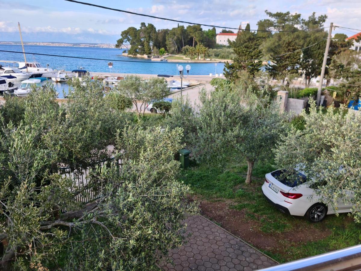 Apartmani Junto Preko Eksteriør billede