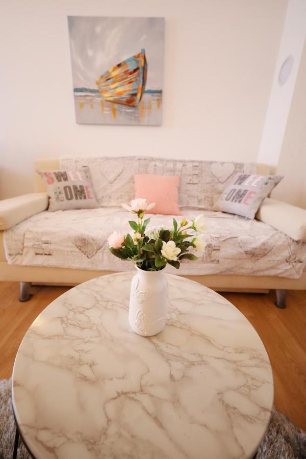 Apartmani Junto Preko Eksteriør billede