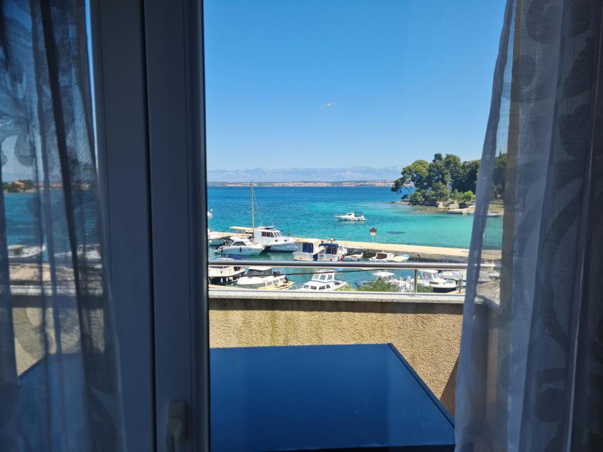 Apartmani Junto Preko Eksteriør billede